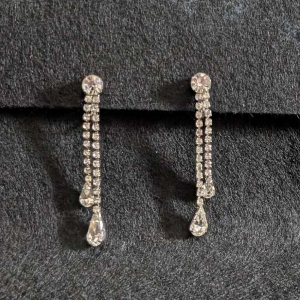 Vintage Earrings Clear Rhinestone Double Strand Dangle Clip On